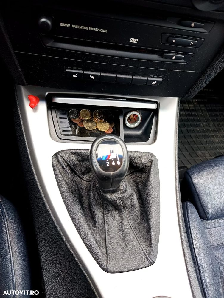 BMW Seria 3 320d DPF Touring Edition Fleet - 24