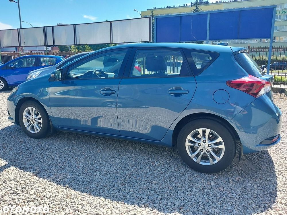 Toyota Auris 1.33 VVT-i Active - 3