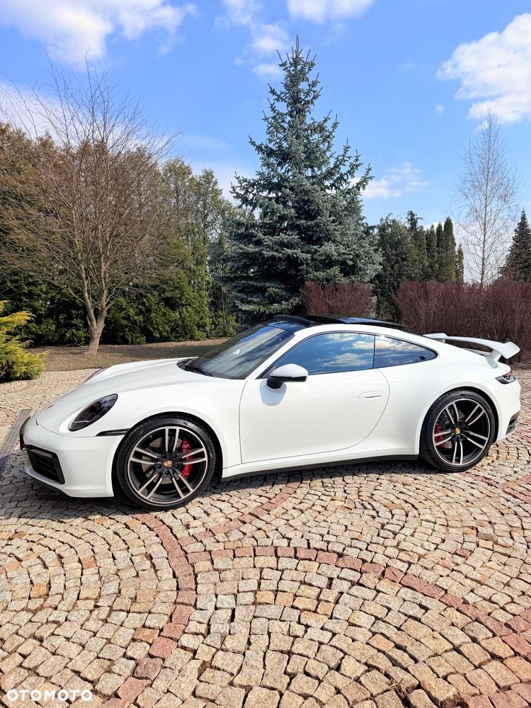 Porsche 911 Carrera S - 2
