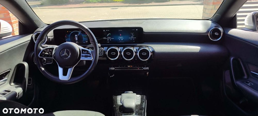 Mercedes-Benz CLA 200 d 4-Matic 8G-DCT - 13