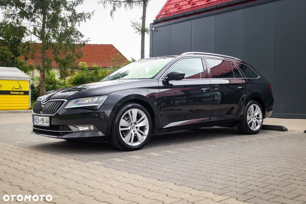 Skoda Superb 2.0 TDI 4x4 DSG Premium Edition - 5