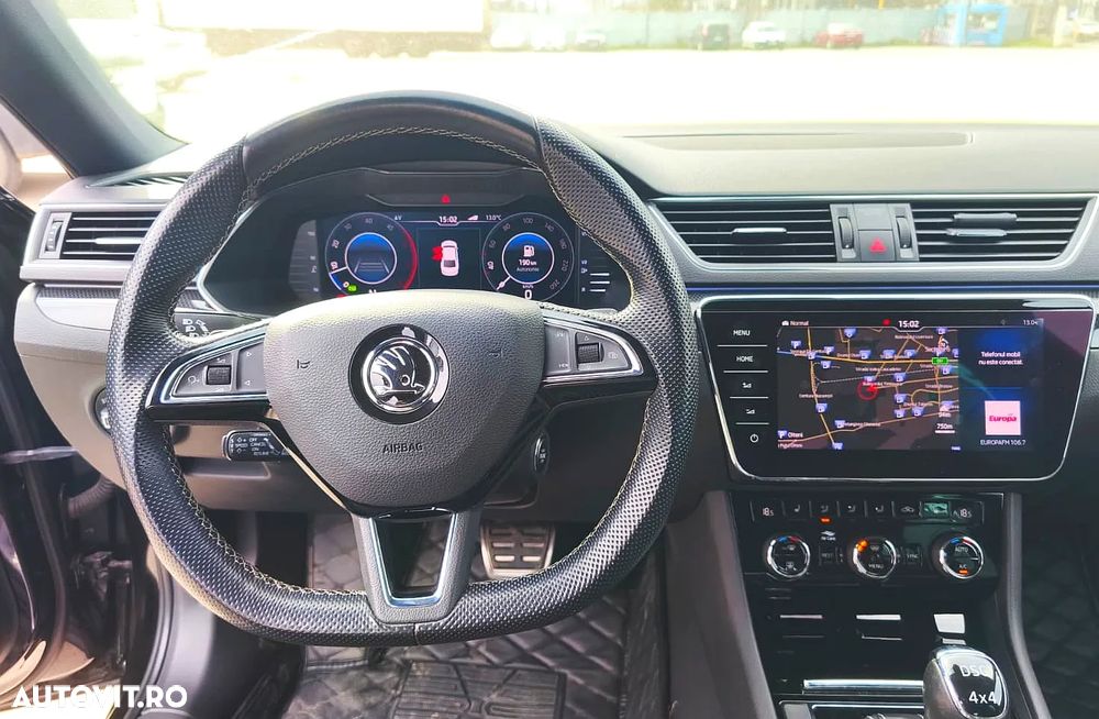 Skoda Superb 2.0 TDI DSG 4X4 Sportline - 12