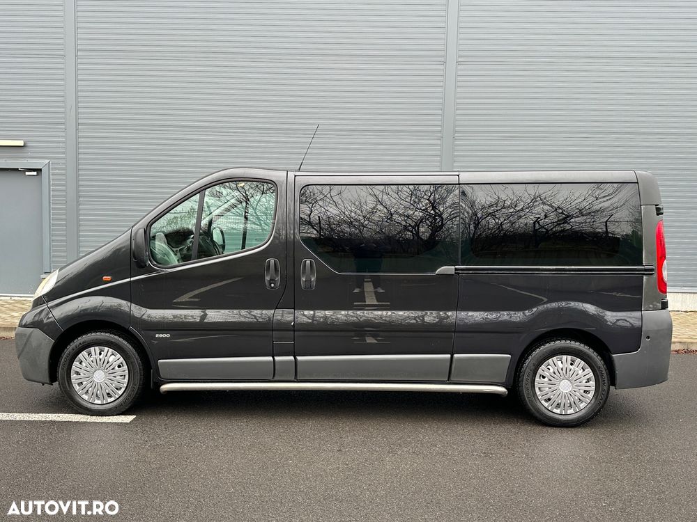 Opel Vivaro 2.5 CDTI L2H1 Design Edition - 12