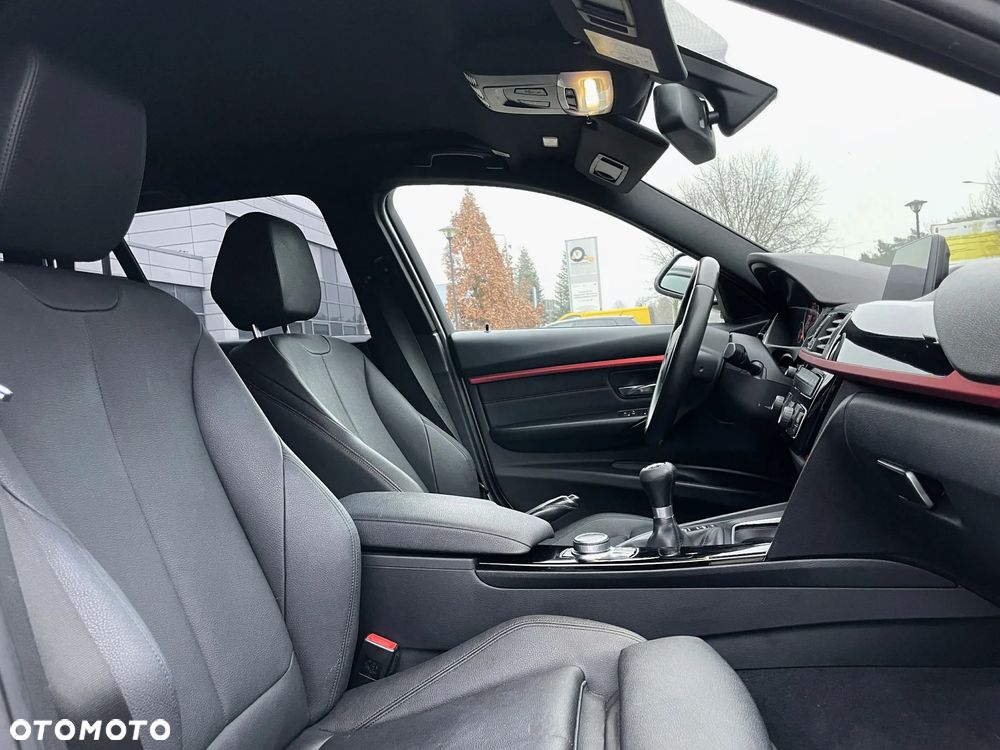 BMW Seria 3 318d Sport Line - 18