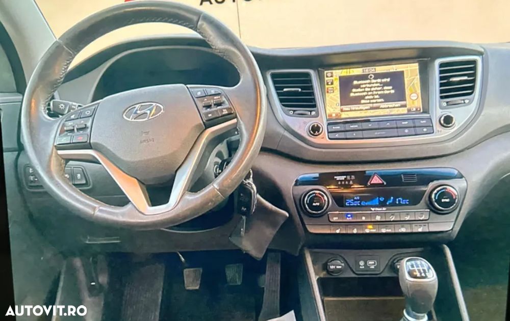 Hyundai Tucson 2.0 CRDI 4WD Premium - 2