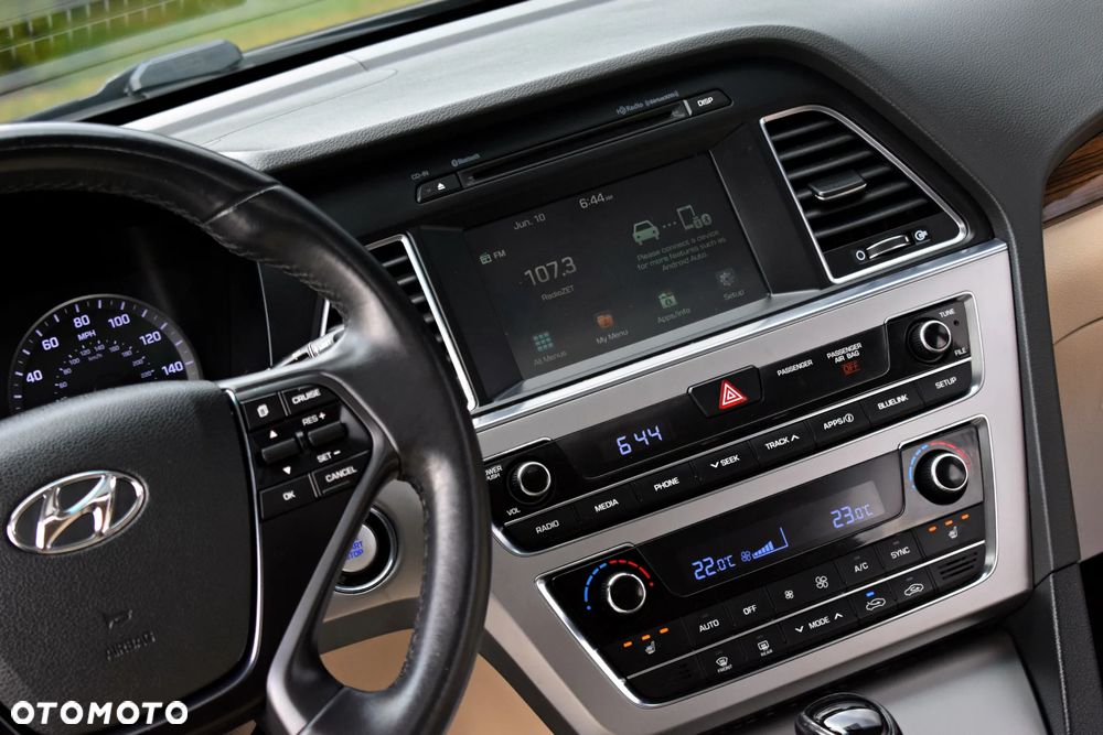 Hyundai Sonata 2.4 SE - 32