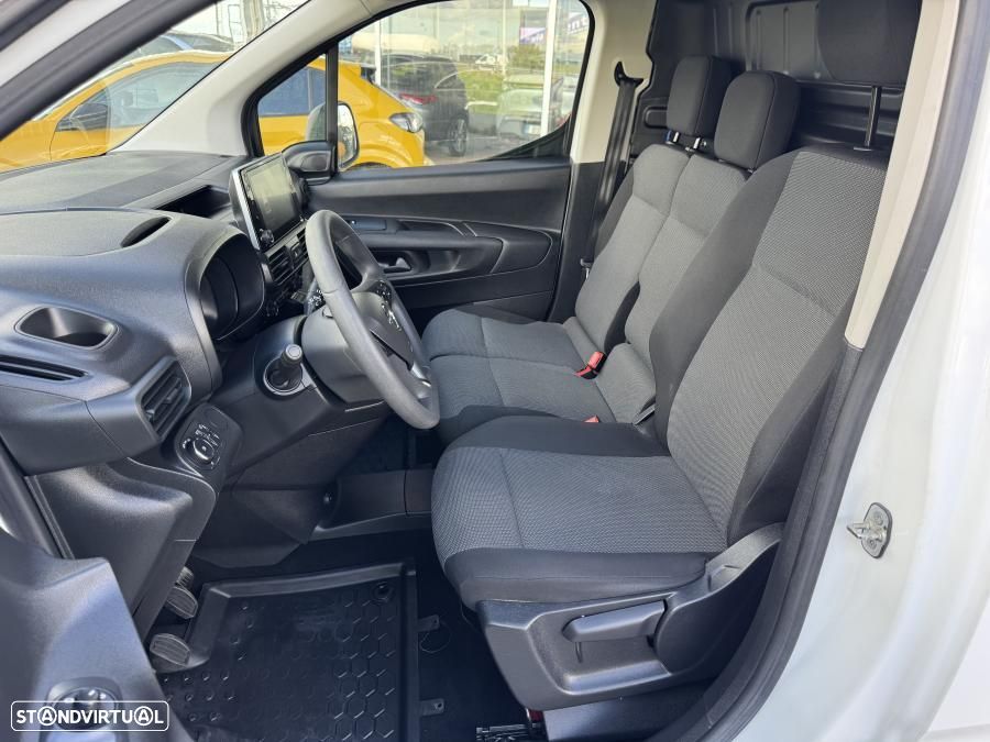 Opel Combo 1.5 CDTi 102cv L1H1 Enjoy 3 Lug. c/IVA DEDUTÍVEL - 9