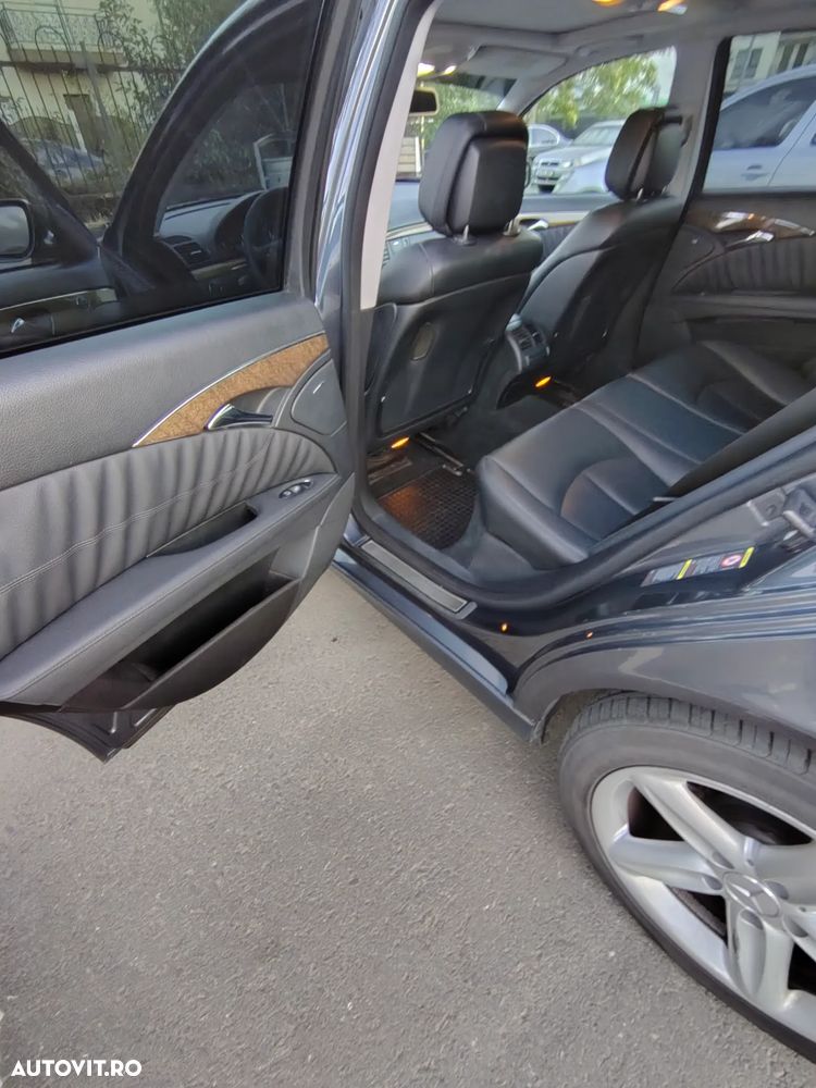 Mercedes-Benz E - 11
