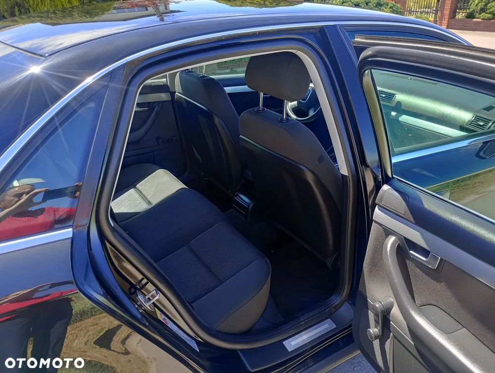 Audi A4 Limousine 2 - 14