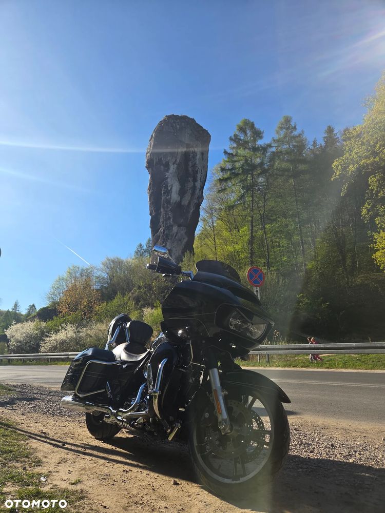 Harley-Davidson Touring Road Glide - 4