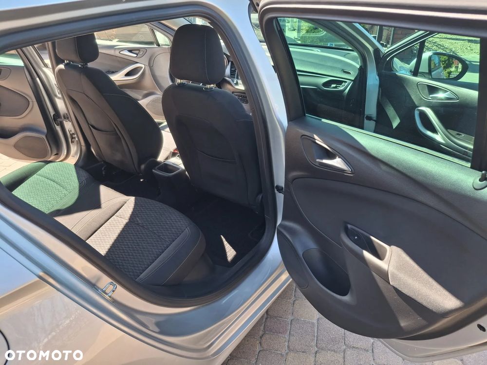 Opel Astra 1.6 D Start/Stop Business - 16