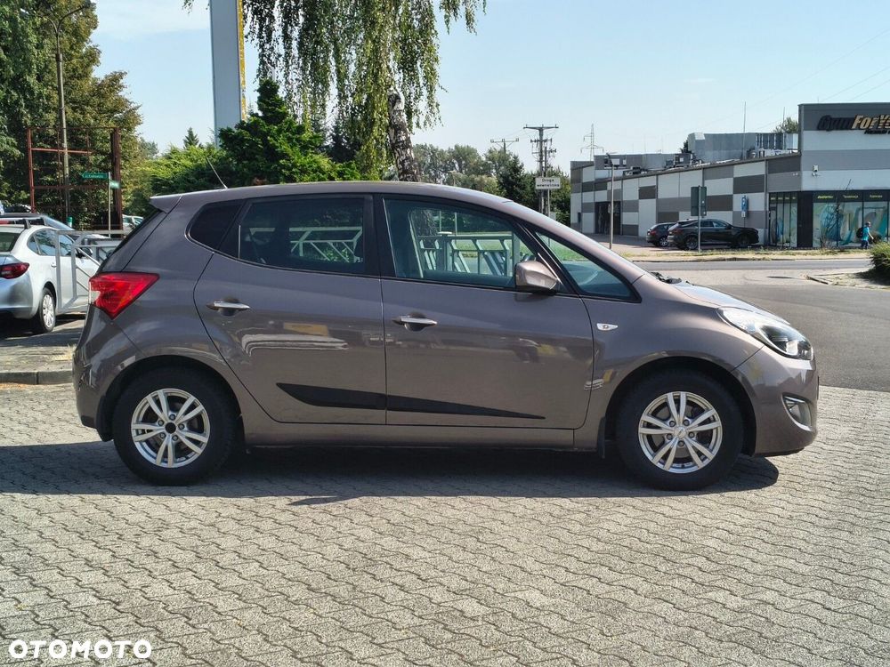 Hyundai ix20 - 7
