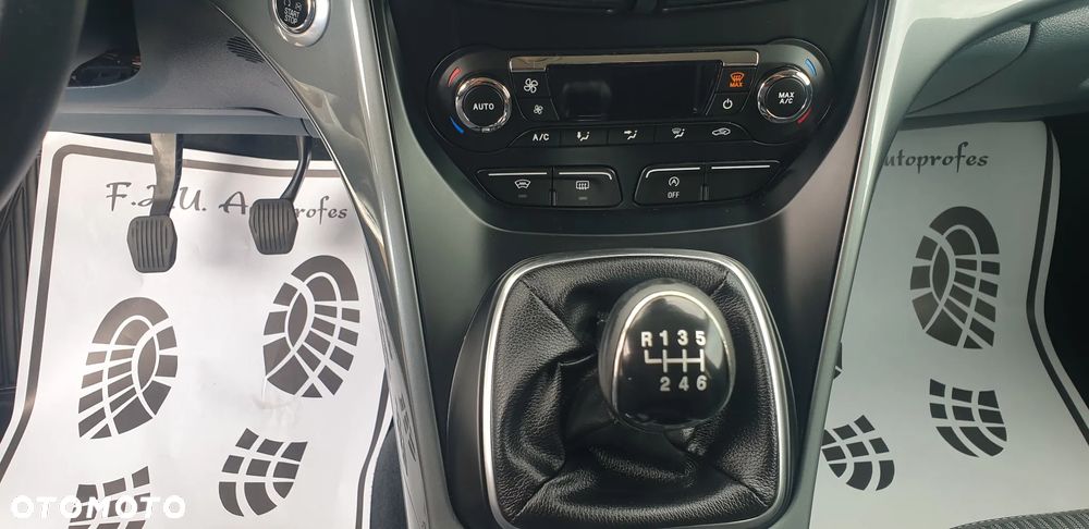 Ford C-MAX - 17