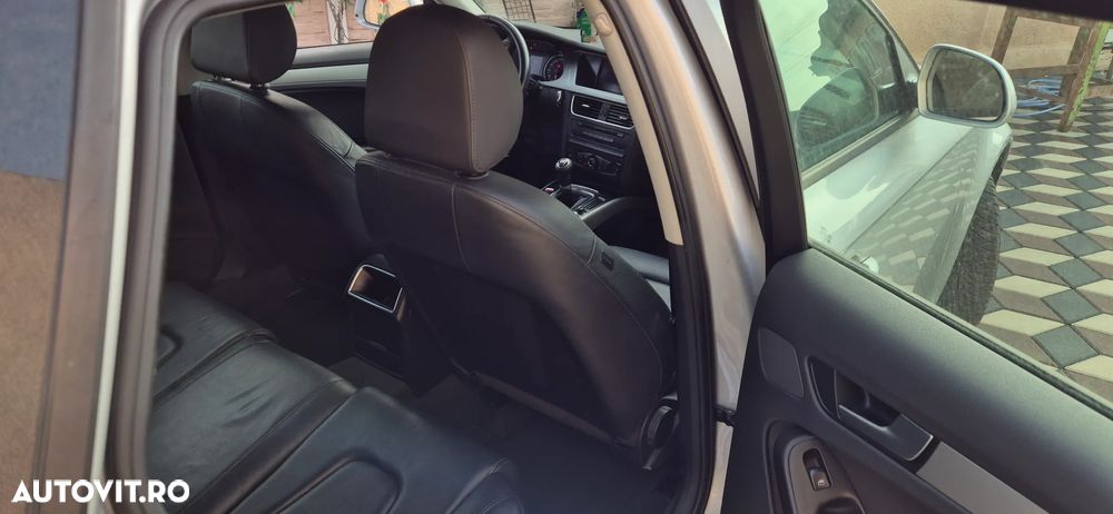 Audi A4 2.0 TDI B8 - 7