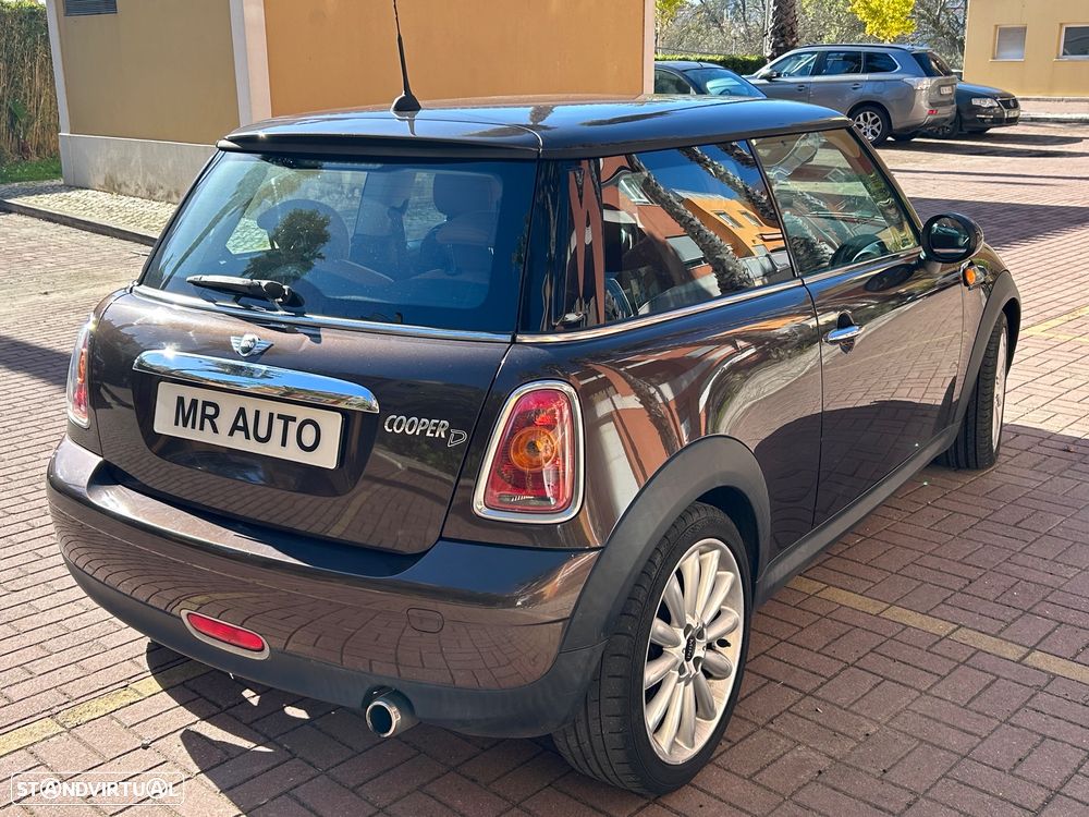 MINI 3 Portas Cooper D - 13