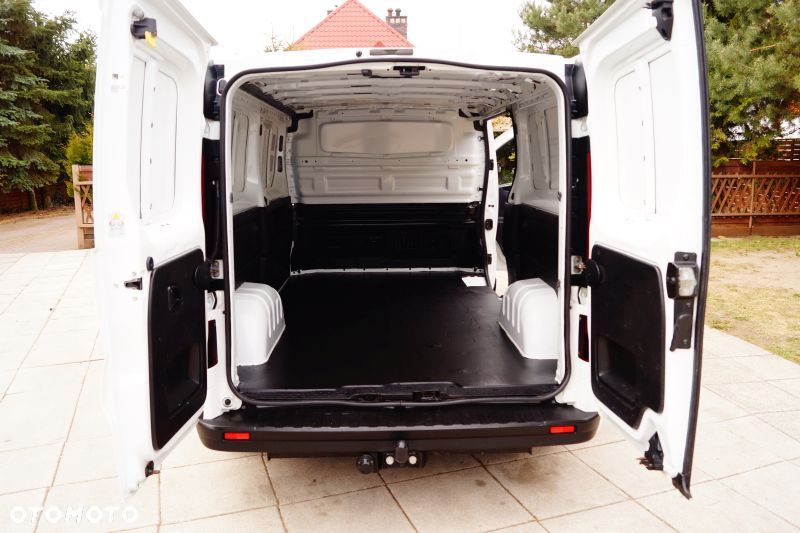 Opel Vivaro CDTI Long Salon Pl Bogata Opcja Serwis Faktura Vat  Super Stan - 4
