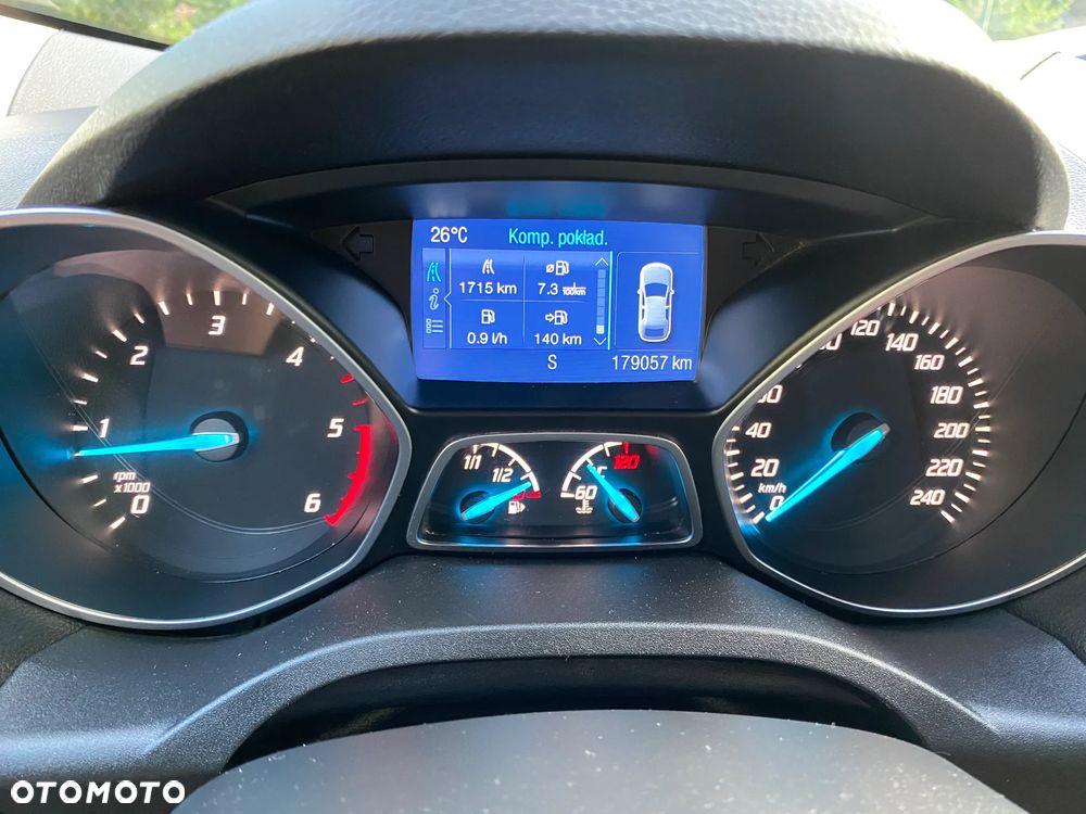 Ford Kuga 2.0 TDCi 4x4 Titanium - 29