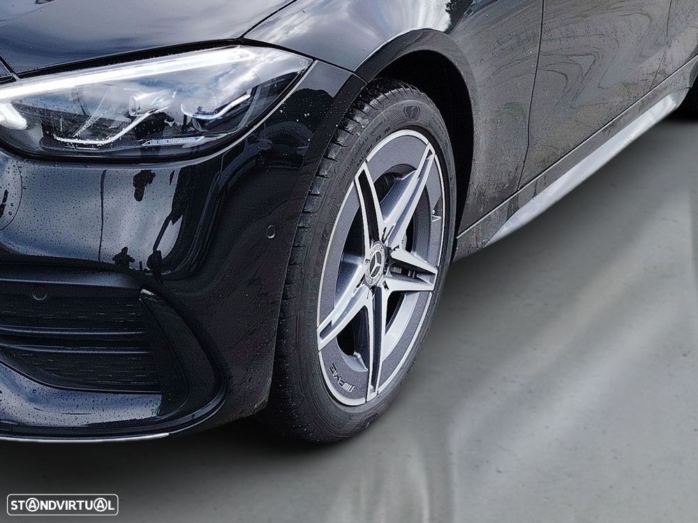 Mercedes-Benz C 300 e AMG Line — fotografia 8