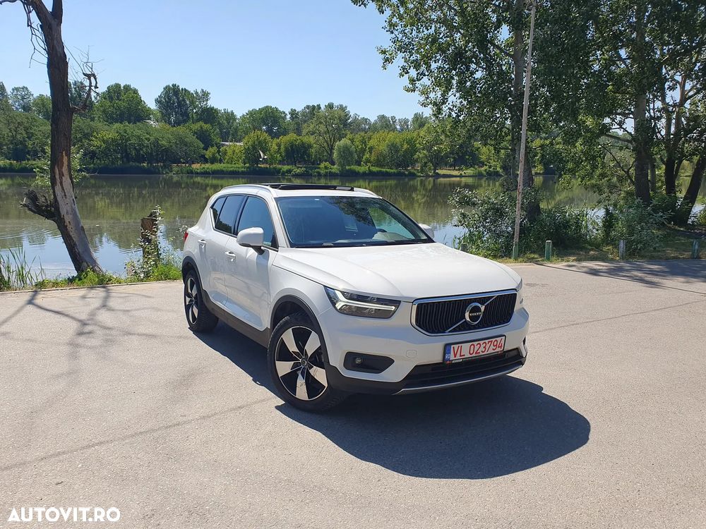 Volvo XC 40 D3 AWD Momentum Pro - 4