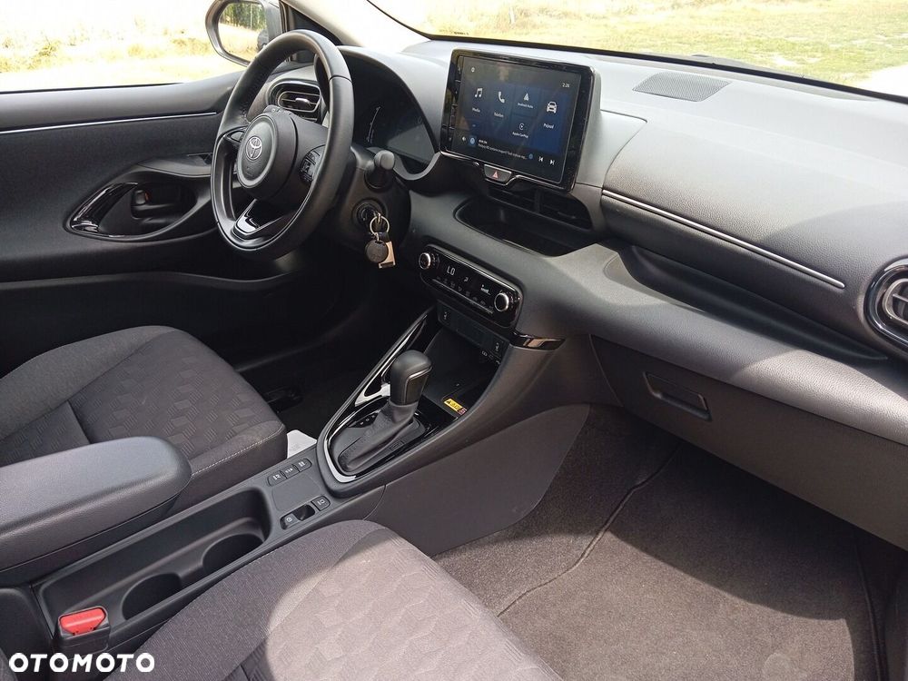 Toyota Yaris Hybrid 1.5 Style - 10