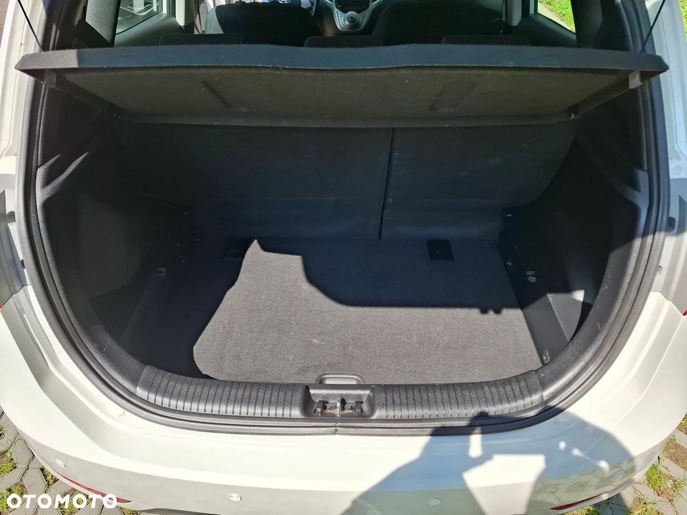 Hyundai ix20 1.6 Comfort - 13