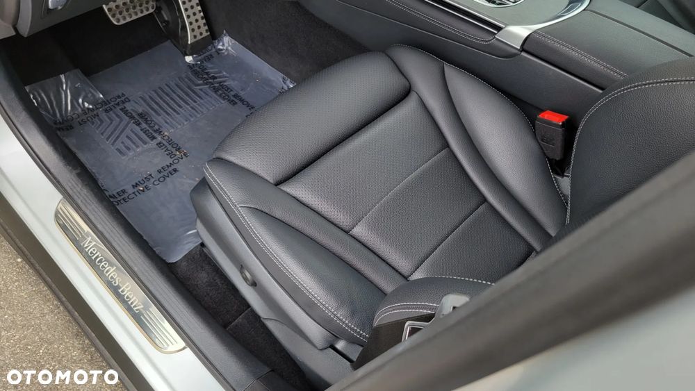 Mercedes-Benz GLC 300 4Matic 9G-TRONIC - 20