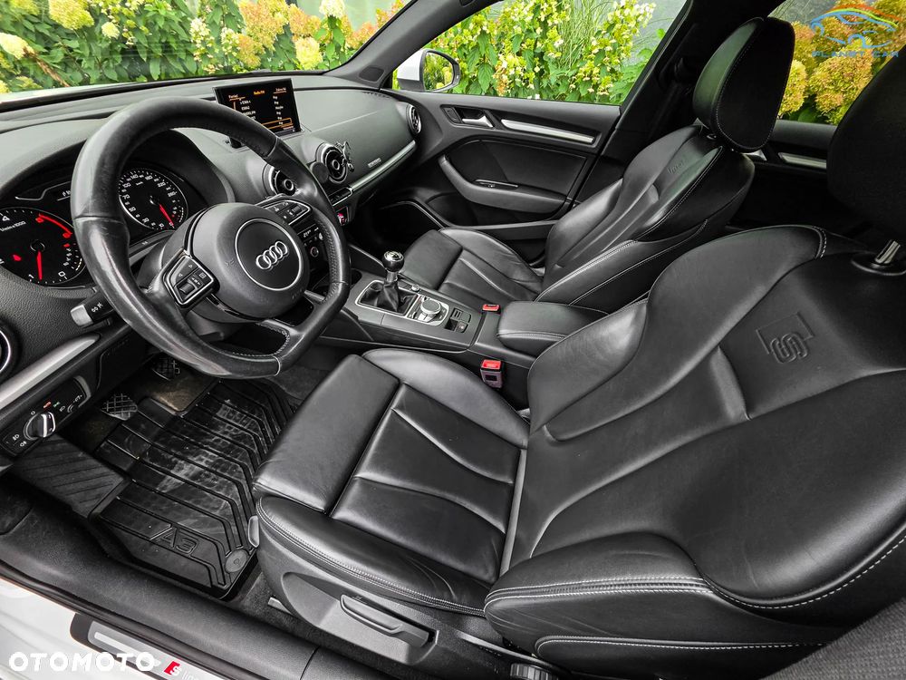Audi A3 Sportback 2.0 TDI quattro S line Sportpaket - 17