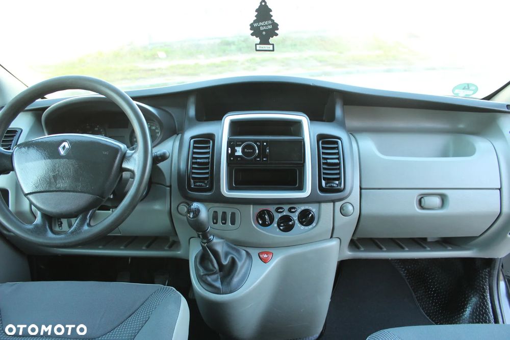 Renault Trafic, Vivaro, Primastar, Brygadówka 5/6 osób,  L2H1, 2.5 150KM - 3