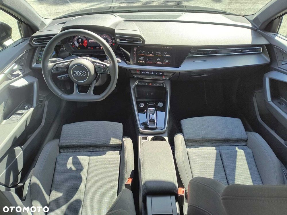 Audi A3 Limousine 35 TFSI mHEV Advanced S tronic - 12