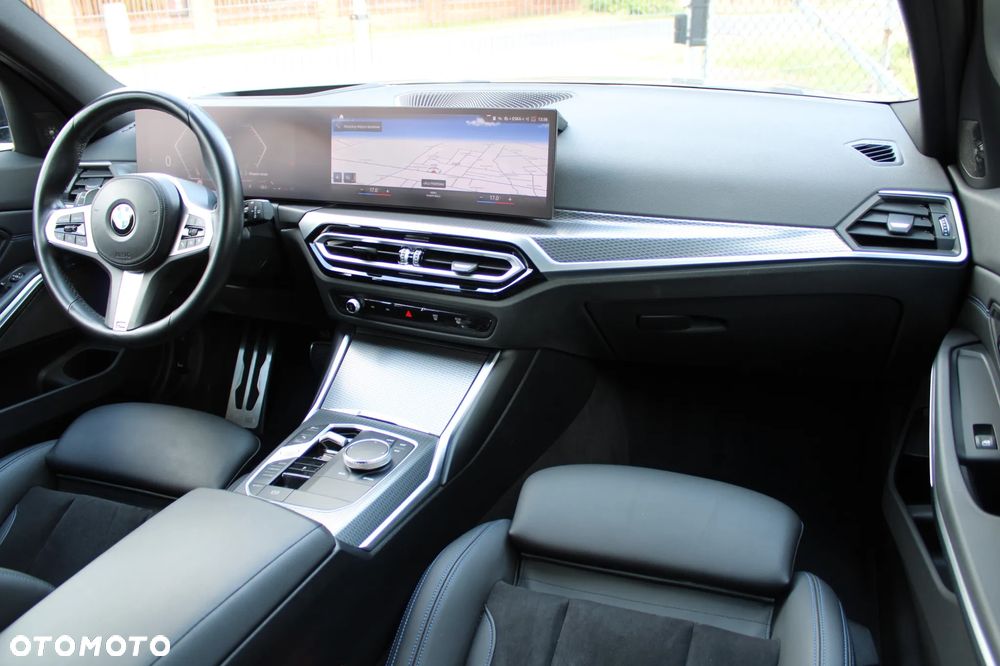 BMW Seria 3 330i xDrive M Sport sport - 18