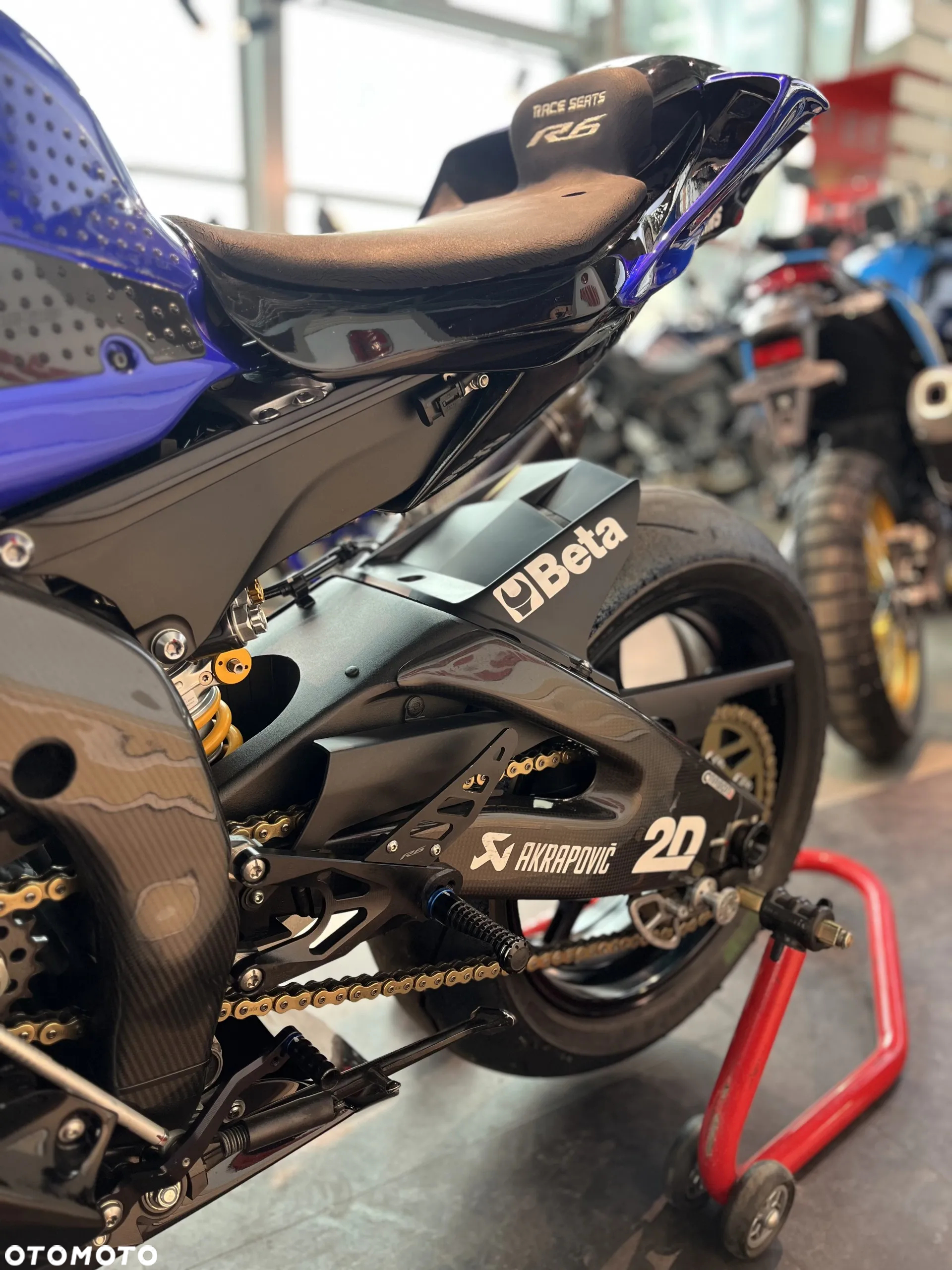 Yamaha R6 - 13