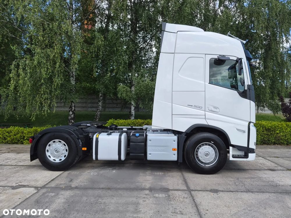 Volvo FH500 pierwszy właściciel, bogate wyposażenie, bezwypadkowy - 9