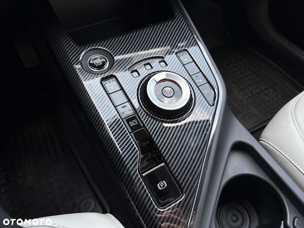 Kia Niro 1.6 GDI Hybrid Business Line - 14
