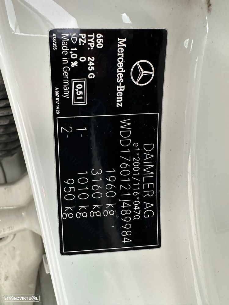 Mercedes-Benz A 180 d AMG Line - 21