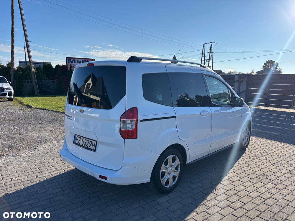 Ford Tourneo Courier 2016 photo 3