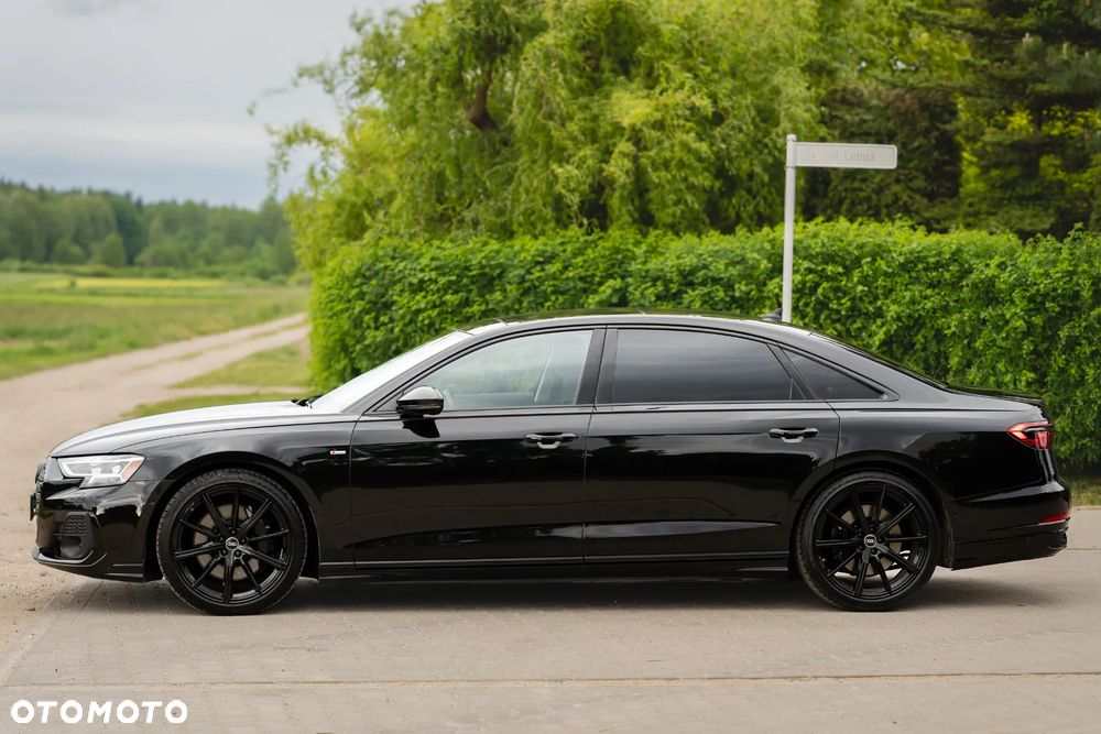 Audi A8 - 6