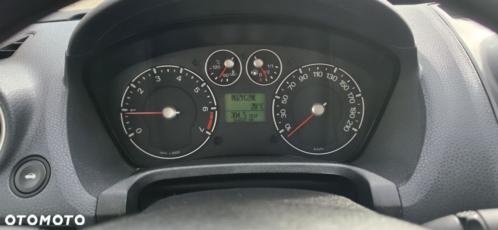 Ford Fiesta - 6