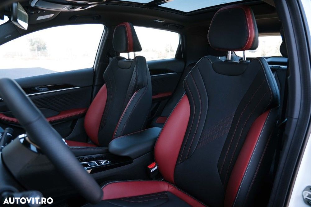Geely Coolray - 13