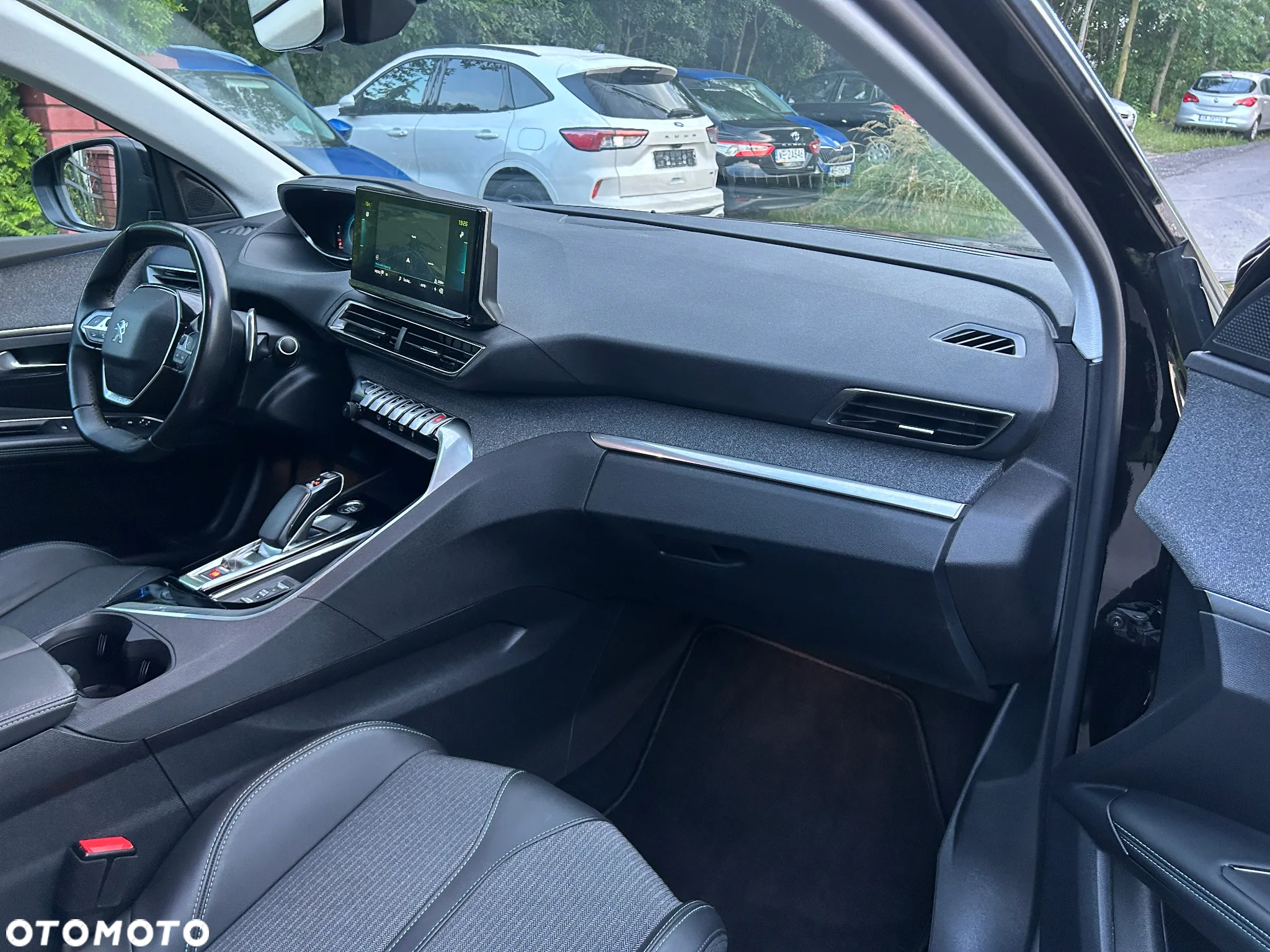 Peugeot 3008 1.6 PureTech Hybrid PHEV Allure Pack S&S EAT8 - 18