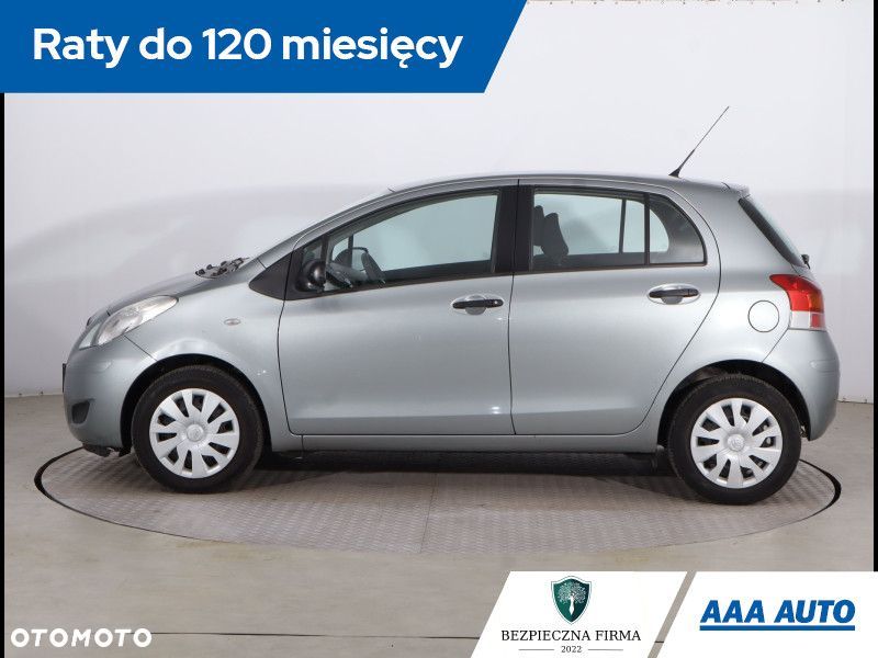 Toyota Yaris - 4