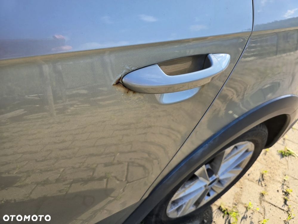 Volkswagen Passat - 13