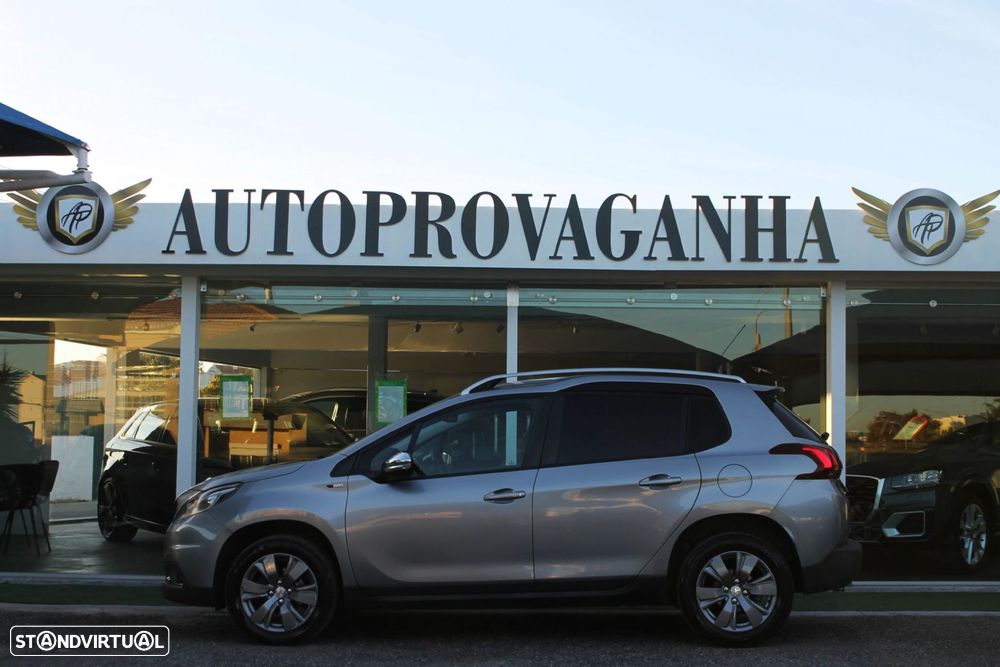 Peugeot 2008 1.6 BlueHDi Style - 37
