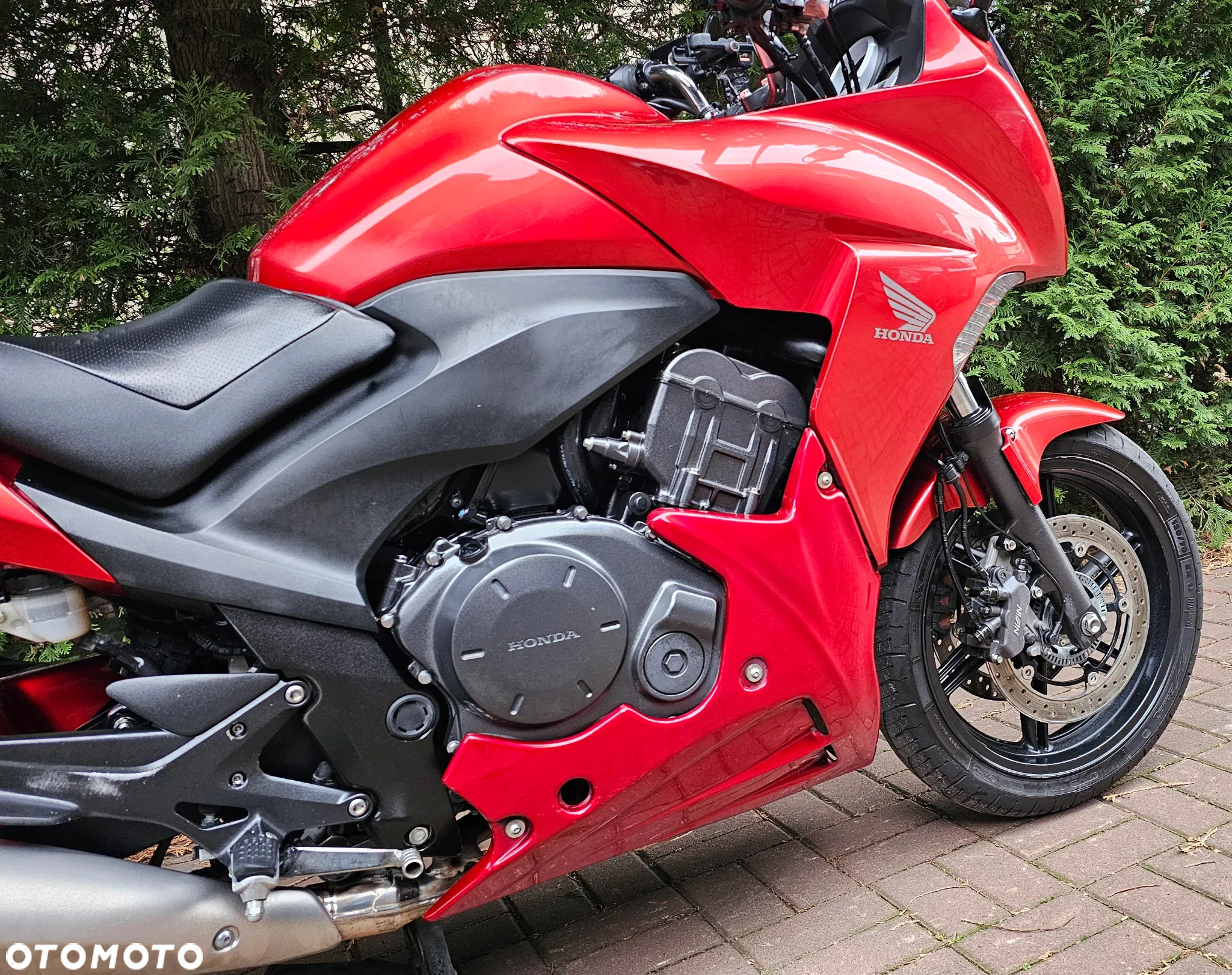 Honda CBF - 4