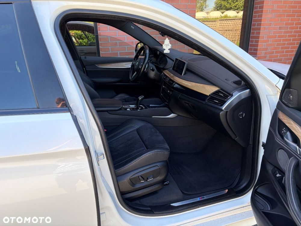 BMW X6 xDrive50i M Sport - 26