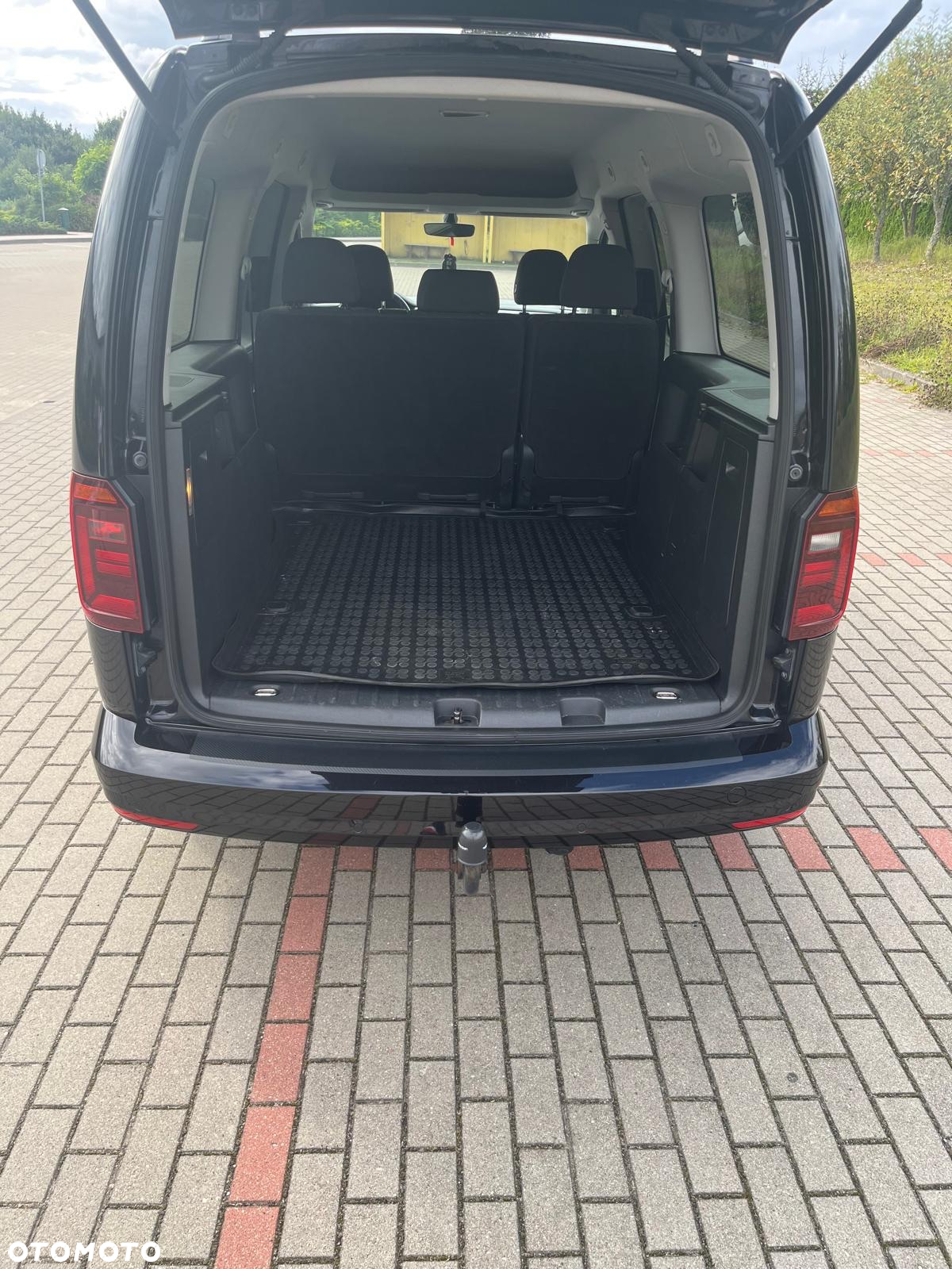 Volkswagen Caddy Maxi 2.0 TDI Comfortline - 9
