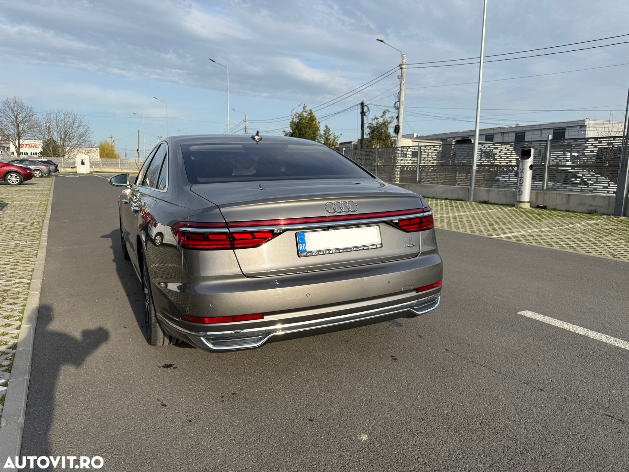 Audi A8 - 7