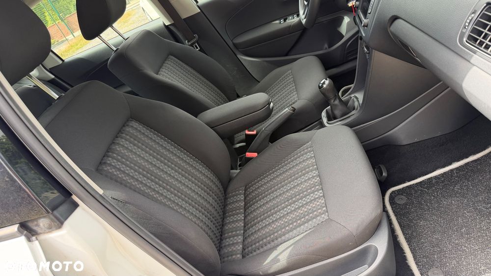 Volkswagen Polo 1.0 (Blue Motion Technology) Comfortline - 30