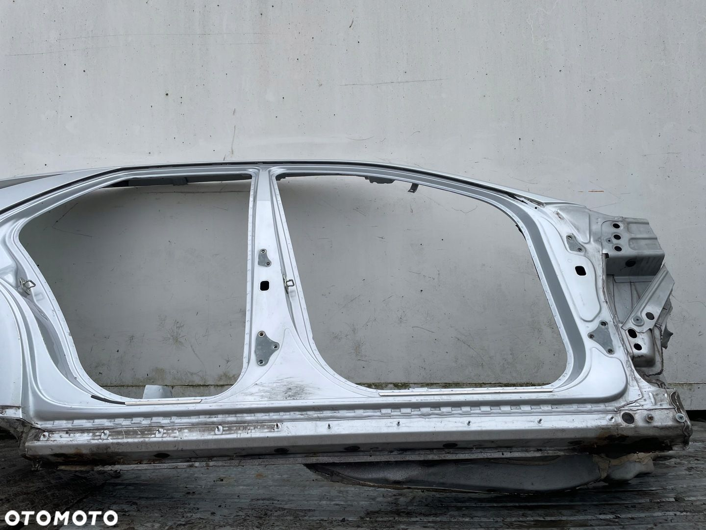 Prog prawy poszycie progu cwiartka prawa C775 775U Mercedes W164 ML - 3