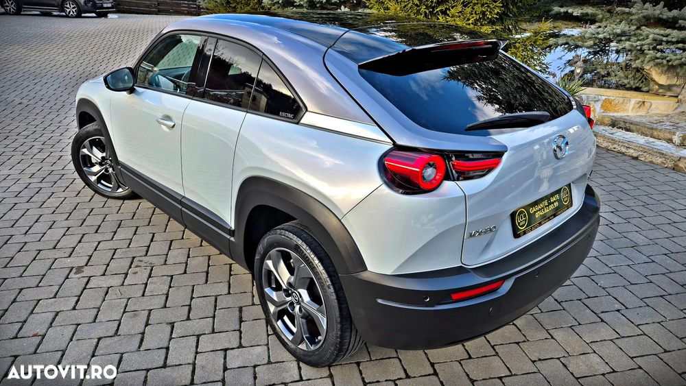 Mazda MX-3 ver-e--skyactiv-exclusive--line - 2