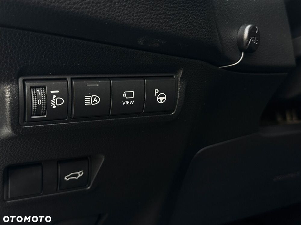 Toyota Corolla Cross 2.0 Hybrid Executive - 28